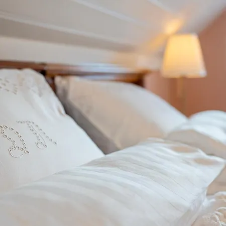 Lundins Hotel *
