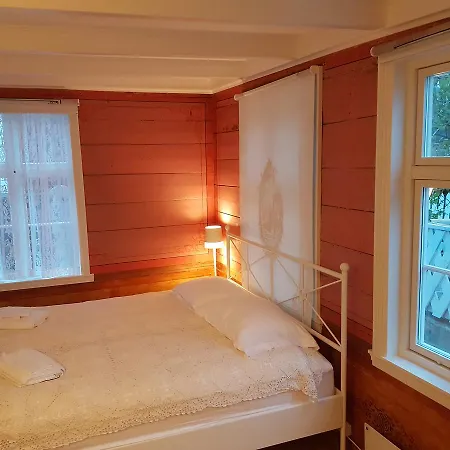 Hotel Lundins *